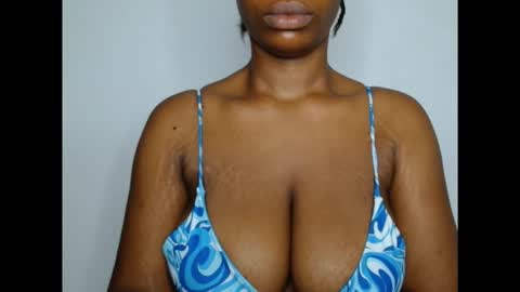 Snapshot of pinkxsugar chatting on 12-15-25, 08:51 pinkxsugar online show from 12-15-25, 08:51