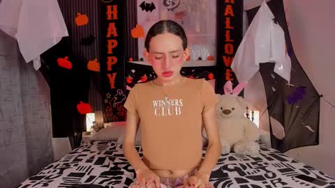 Peachy online show from 10-16-25, 04:35