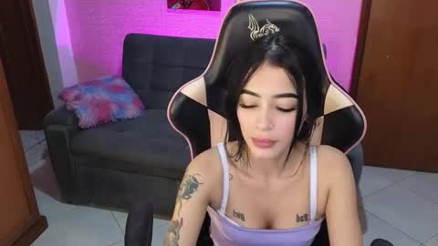 Snapshot of pinkygirl20 chatting on 10-03-25, 04:09 pinkygirl20 online show from 10-03-25, 04:09