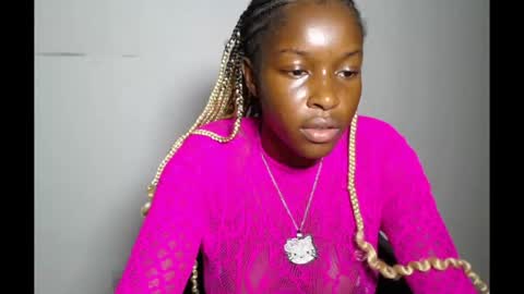 pinkykiki_247 online show from 01-09-26, 06:27