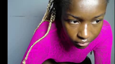 pinkykiki_247 online show from 01-14-26, 09:15