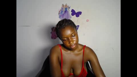 pinkykiki_247 online show from 02-15-26, 07:54