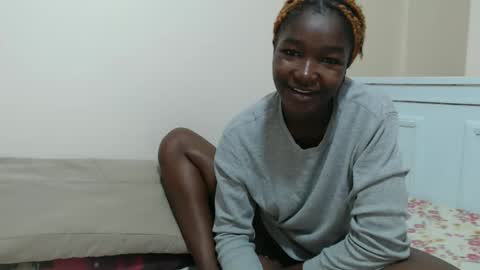 Snapshot of pinnacle_ chatting on 04-24-26, 09:56 zenah online show from 04-24-26, 09:56