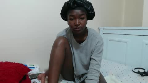 Snapshot of pinnacle_ chatting on 05-01-26, 09:19 zenah online show from 05-01-26, 09:19