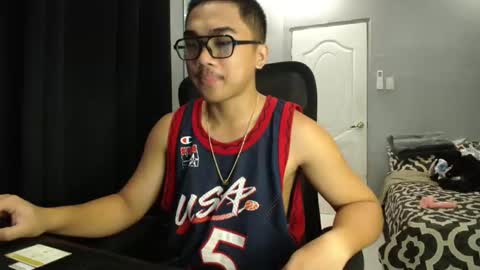 Snapshot of pinoyadriannexxx chatting on 10-12-25, 02:10 Adrianne online show from 10-12-25, 02:10