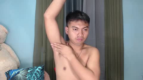 Snapshot of pinoycharmingboss20xx chatting on 03-07-25, 11:07 Donald online show from 03-07-25, 11:07