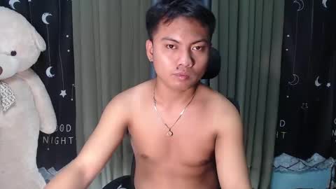 Snapshot of pinoycharmingboss20xx chatting on 10-08-25, 11:52 Donald online show from 10-08-25, 11:52