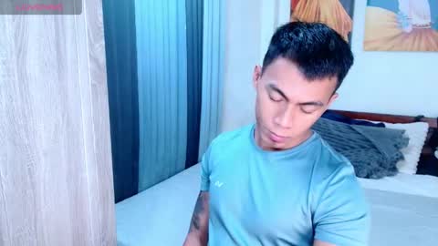 Snapshot of pinoymilker chatting on 05-01-26, 02:21 ethan online show from 05-01-26, 02:21