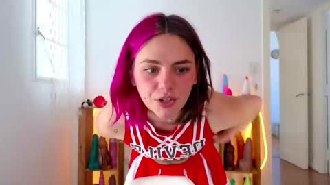 Pipa y Pipo online show from 10-31-25, 06:09