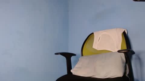 Snapshot of pirata_privado chatting on 05-22-26, 05:25 pirata_privado online show from 05-22-26, 05:25