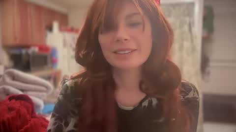 Snapshot of pirdybirdyxo chatting on 02-05-25, 11:28 pirdybirdyxo online show from 02-05-25, 11:28