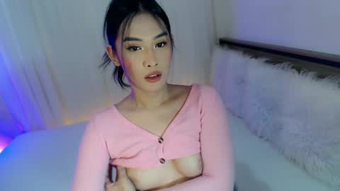 Ari online show from 12-17-24, 07:29