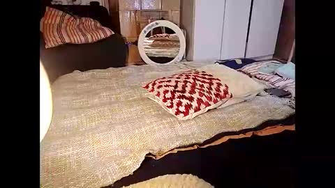 Snapshot of pisces922 chatting on 01-04-25, 10:02 Dominik online show from 01-04-25, 10:02