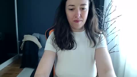 Snapshot of piscesgirl06 chatting on 05-06-26, 08:19 piscesgirl06 online show from 05-06-26, 08:19