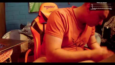 Snapshot of pisceslost chatting on 12-17-24, 04:23 pisceslost online show from 12-17-24, 04:23