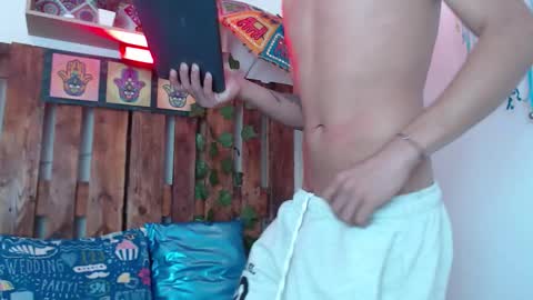 piter_vanegas online show from 11-13-25, 04:44