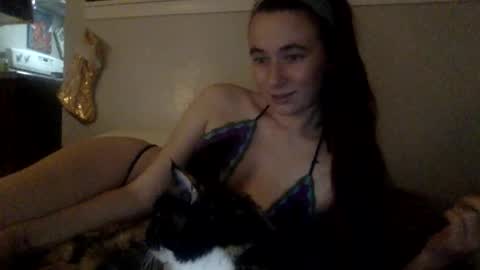 Snapshot of pixie_bella chatting on 12-17-25, 09:21 pixie_bella online show from 12-17-25, 09:21