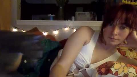 Snapshot of pixie_bella chatting on 05-26-26, 02:24 pixie_bella online show from 05-26-26, 02:24