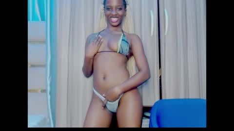 Ella online show from 07-20-26, 06:38