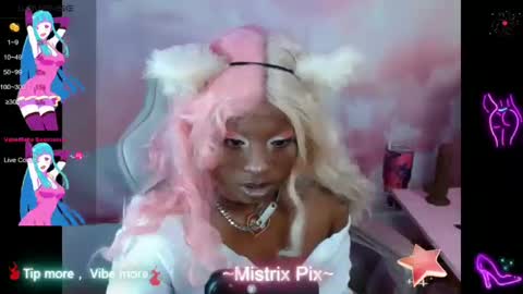 Snapshot of pixiebob25 chatting on 12-20-24, 04:36 Thekawaiidomme online show from 12-20-24, 04:36