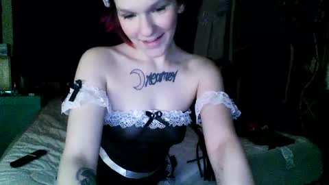 Snapshot of pixiedustslove chatting on 02-04-25, 02:07 Pixie dust online show from 02-04-25, 02:07