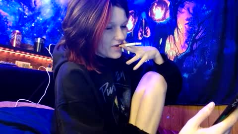 Snapshot of pixiedustslove chatting on 12-02-25, 01:33 Pixie dust online show from 12-02-25, 01:33