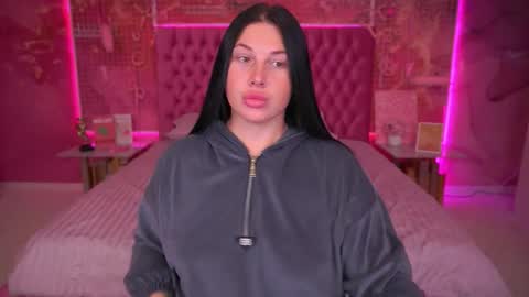 Snapshot of pixiehott chatting on 10-12-25, 07:57 pixiehott online show from 10-12-25, 07:57