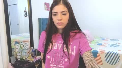 Angie Henao online show from 12-14-24, 03:36