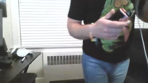 Snapshot of pkworashipper chatting on 11-17-25, 07:14 NaturalShh online show from 11-17-25, 07:14