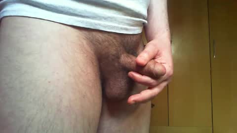 Snapshot of pl4yer21 chatting on 06-12-26, 03:44 pl4yer21 online show from 06-12-26, 03:44