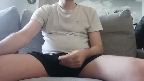 Snapshot of pladplad chatting on 12-08-24, 11:03 PLADPLAS online show from 12-08-24, 11:03