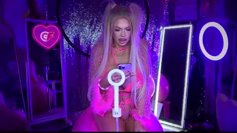 Snapshot of plasticfuckdoll chatting on 02-10-25, 01:57 Dumb bimbo fuck doll online show from 02-10-25, 01:57