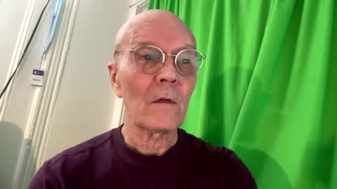 Snapshot of playdayfunshow chatting on 12-29-24, 04:51 STC online show from 12-29-24, 04:51