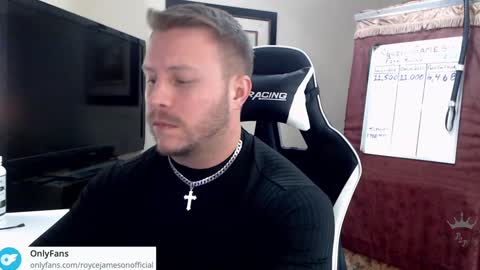 Snapshot of player2pawns chatting on 01-08-25, 03:08 Player online show from 01-08-25, 03:08