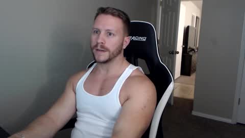 Snapshot of player2pawns chatting on 11-10-25, 01:32 Player online show from 11-10-25, 01:32