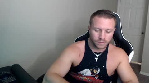 Snapshot of player2pawns chatting on 11-14-25, 10:07 Player online show from 11-14-25, 10:07