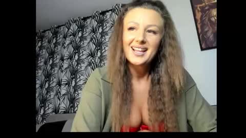 Snapshot of playfulaudrey chatting on 06-03-26, 08:03 PlayfulAudrey online show from 06-03-26, 08:03