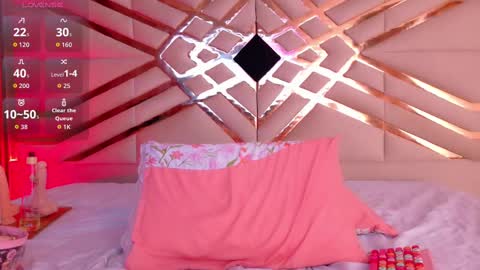 Scarlett  online show from 10-07-25, 09:12