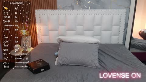 Snapshot of playfuljust_18 chatting on 12-26-24, 02:12 SAMARA online show from 12-26-24, 02:12