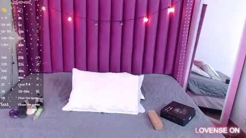 Snapshot of playfuljust_18 chatting on 01-09-25, 12:41 SAMARA online show from 01-09-25, 12:41