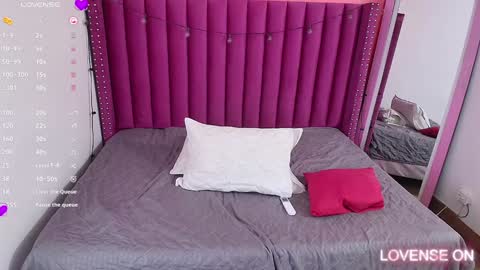 Snapshot of playfuljust_18 chatting on 01-14-25, 12:56 SAMARA online show from 01-14-25, 12:56