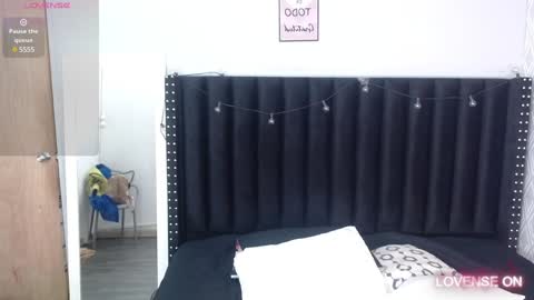 Snapshot of playfuljust_18 chatting on 01-18-25, 12:47 SAMARA online show from 01-18-25, 12:47