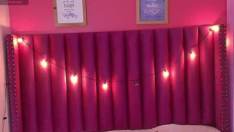 Snapshot of playfuljust_18 chatting on 02-04-25, 12:44 SAMARA online show from 02-04-25, 12:44