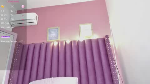 Snapshot of playfuljust_18 chatting on 09-28-25, 07:41 SAMARA online show from 09-28-25, 07:41