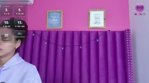 Snapshot of playfuljust_18 chatting on 11-20-25, 12:49 SAMARA online show from 11-20-25, 12:49