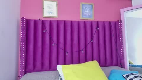 Snapshot of playfuljust_18 chatting on 12-15-25, 12:42 SAMARA online show from 12-15-25, 12:42