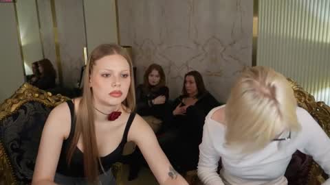 Lana online show from 11-25-25, 03:34