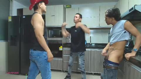 Snapshot of playhardsex chatting on 05-30-26, 11:13 online show from 05-30-26, 11:13