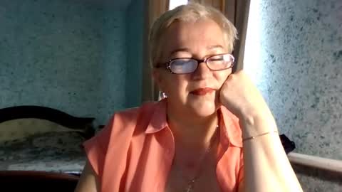 Snapshot of playm3soft chatting on 06-10-26, 05:18 playm3soft online show from 06-10-26, 05:18
