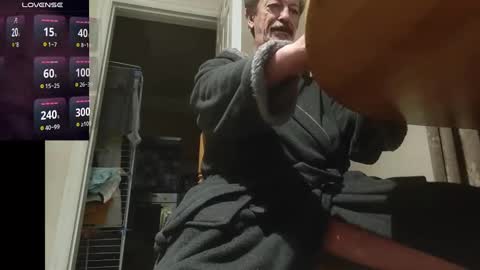 Play Me online show from 01-18-25, 01:52